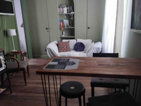Cosy Nest in Montmartre